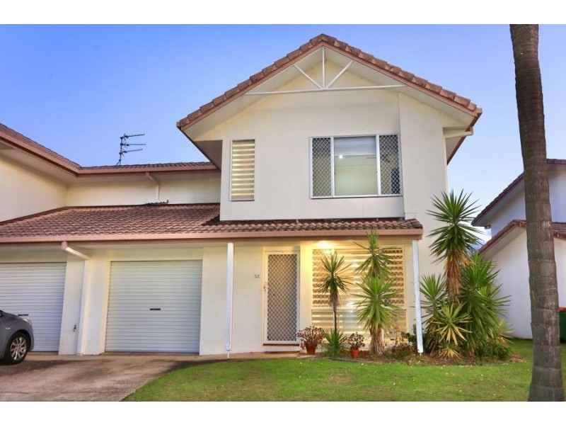 52/2 St Kevins Avenue, Benowa QLD 4217