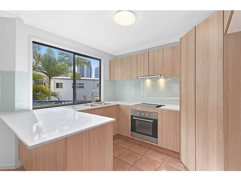 4/22 Peninsular Drive, Surfers Paradise QLD 4217