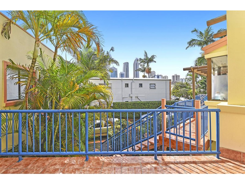 4/22 Peninsular Drive, Surfers Paradise QLD 4217