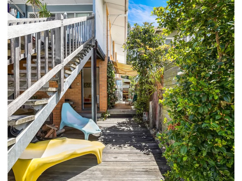 2/1211 Gold Coast Highway, Palm Beach QLD 4221