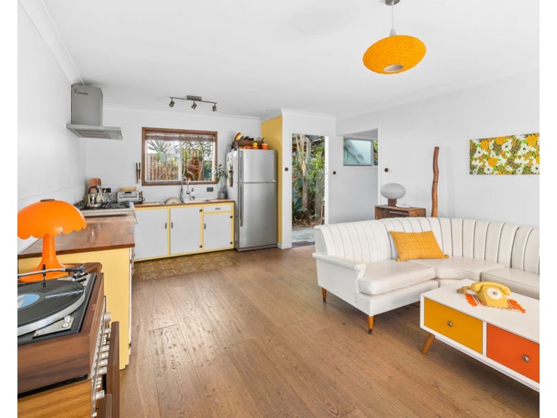 2/1211 Gold Coast Highway, Palm Beach QLD 4221