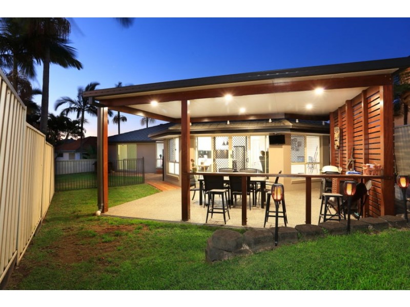 7 Zeller Crescent, Arundel QLD 4214