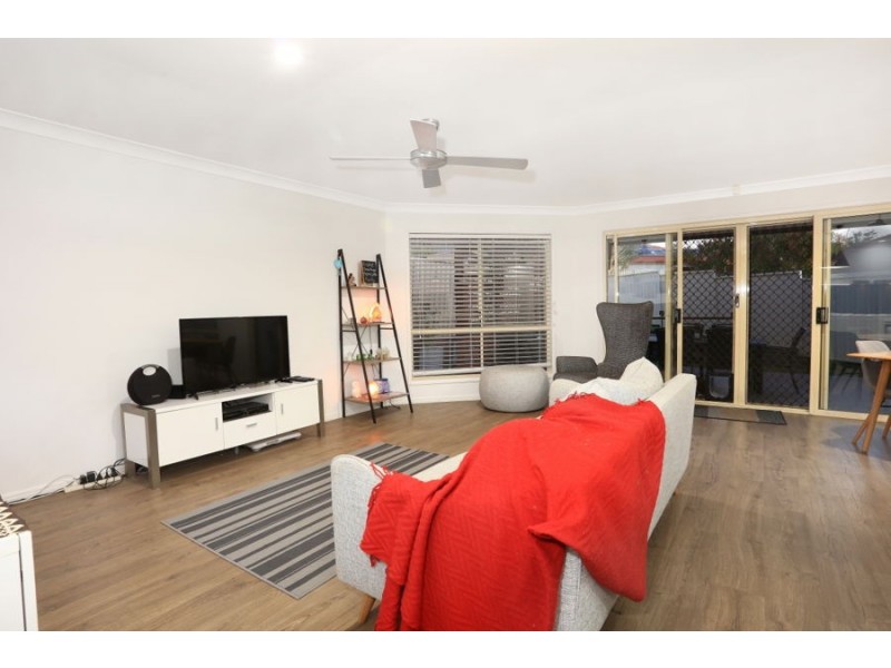 7 Zeller Crescent, Arundel QLD 4214