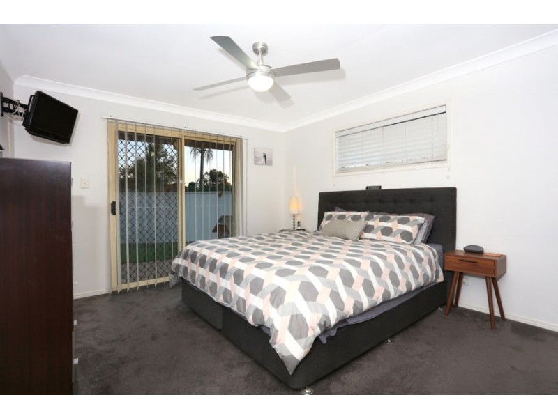 7 Zeller Crescent, Arundel QLD 4214