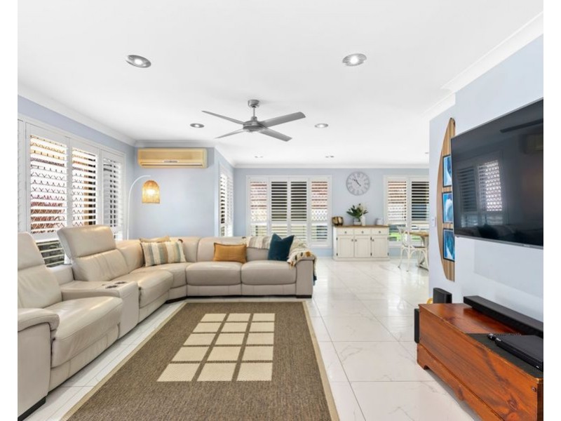 23 Tuggerah Close, Robina QLD 4226