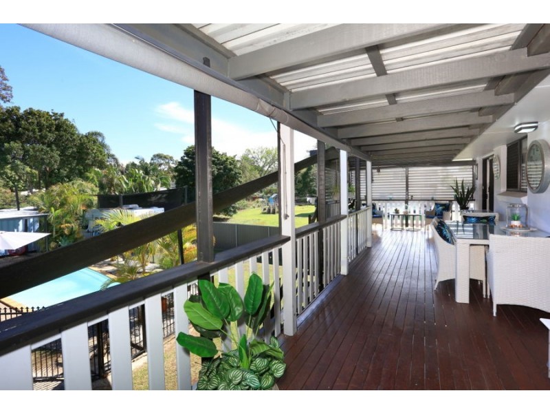 12 Echlin Street, Labrador QLD 4215