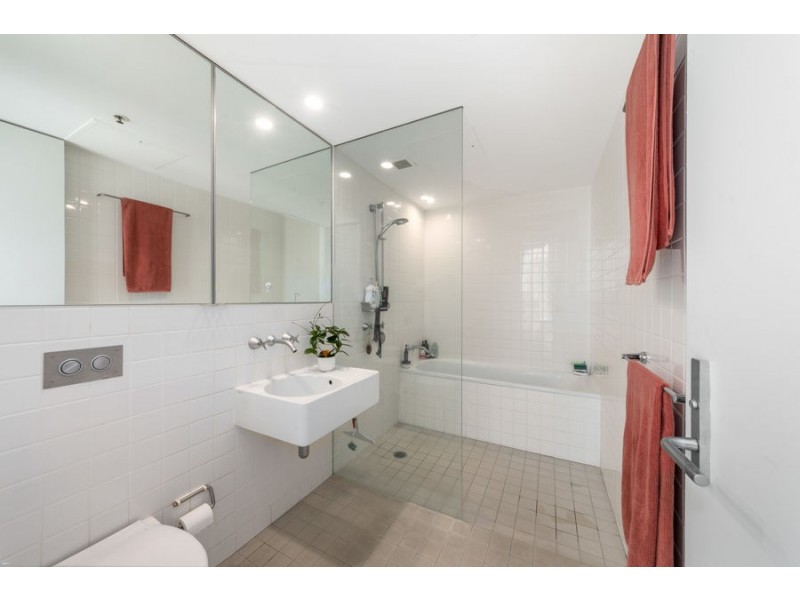 1201/159 Old Burleigh Road, Broadbeach QLD 4218