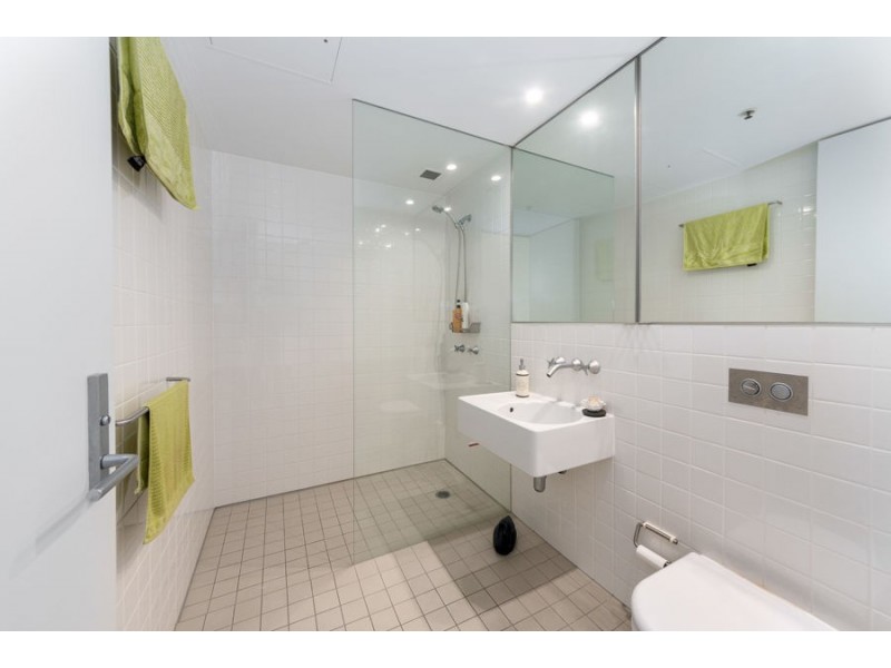 1201/159 Old Burleigh Road, Broadbeach QLD 4218