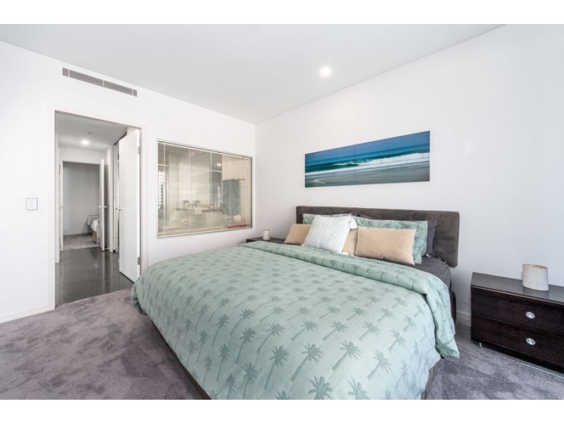 804/89 Surf Parade, Broadbeach QLD 4218