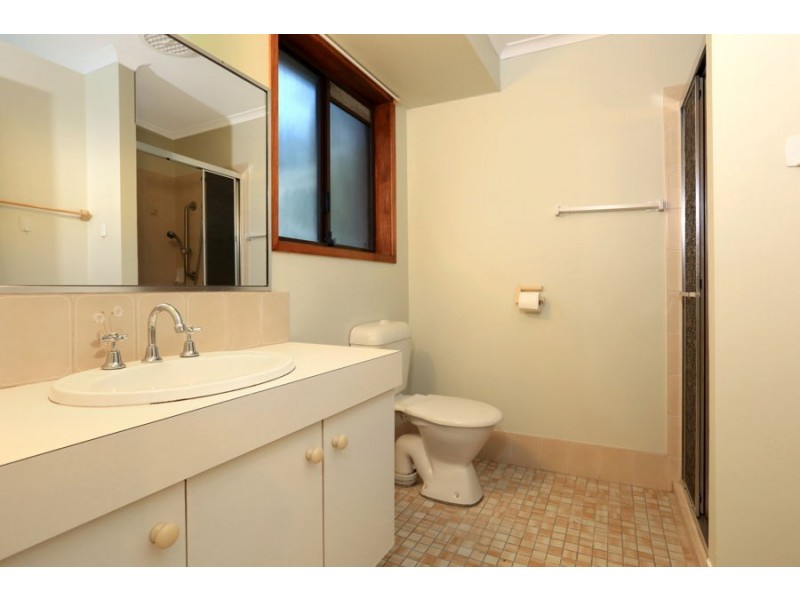 58 Macquarie Avenue, Molendinar QLD 4214