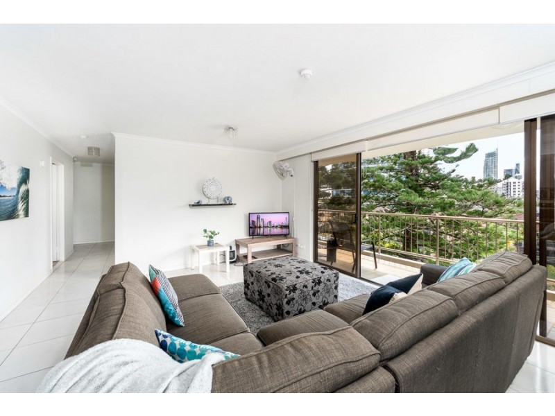 14/22 Armrick Ave, Broadbeach QLD 4218