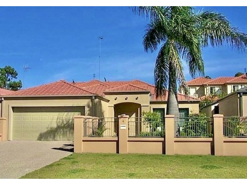 4 Devco Place, Ashmore QLD 4214