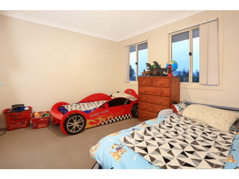 10 Silver Gull St, Coomera QLD 4209