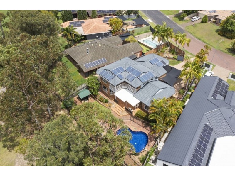 34 Greg Norman Crescent, Parkwood QLD 4214