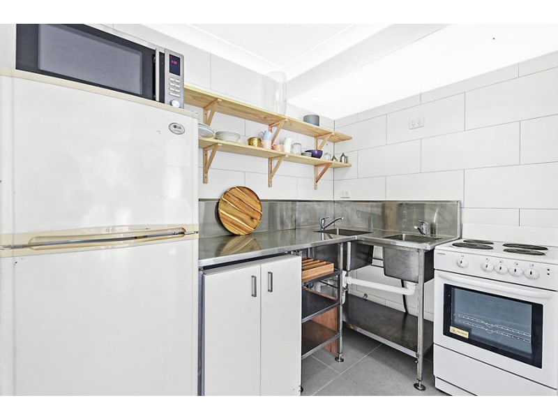 16/21 Markwell Avenue, Surfers Paradise QLD 4217