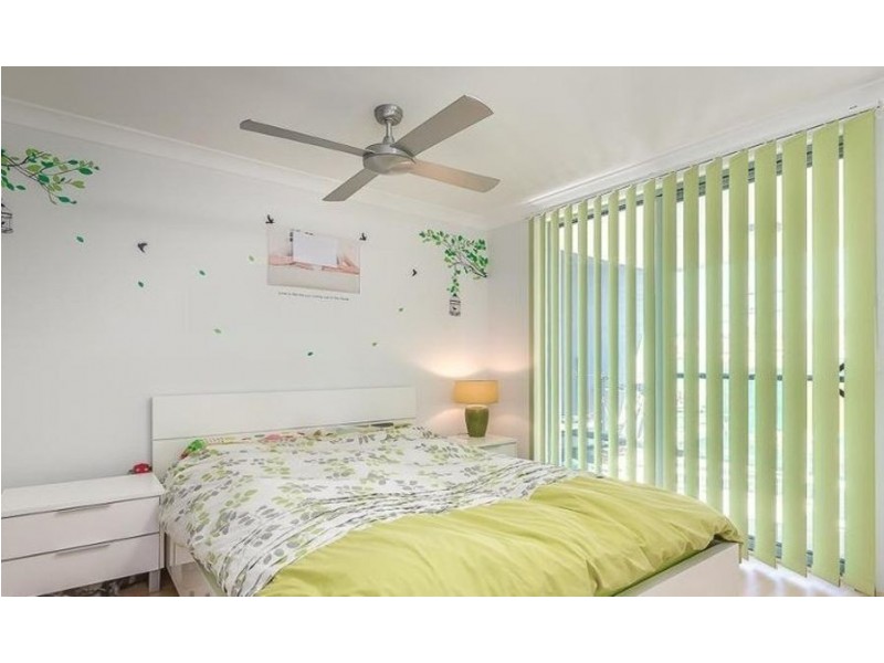 12/24-26 Proud Street, Labrador QLD 4215