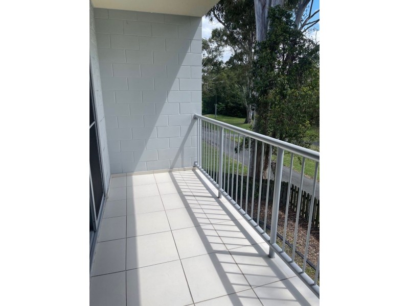4 /148 High Street, Southport QLD 4215