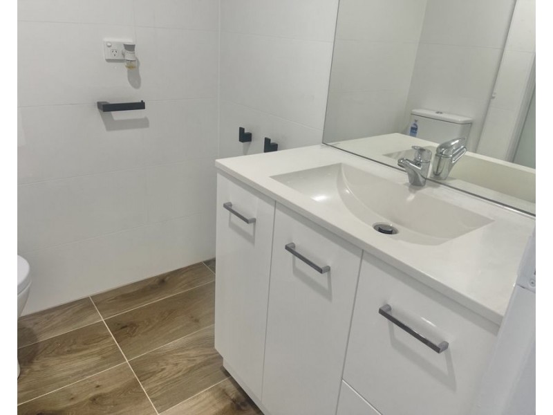 54/2916 Gold Coast Highway, Surfers Paradise QLD 4217