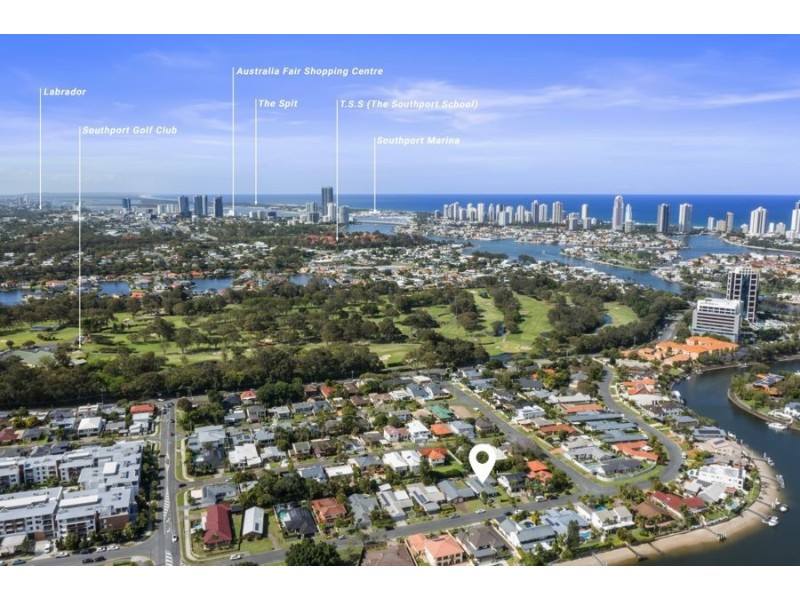 27 Jaguar Drive, Bundall QLD 4217