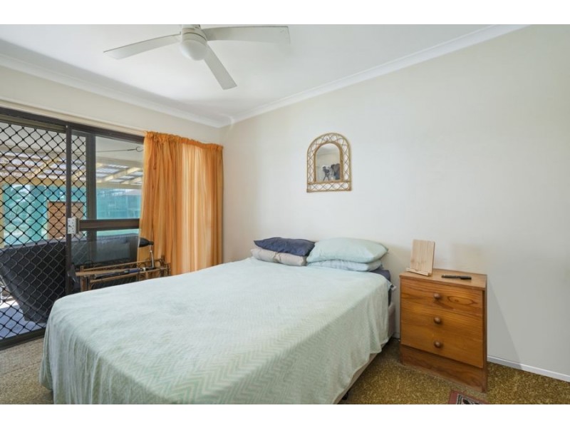19 Marlin Ct, Palm Beach QLD 4221