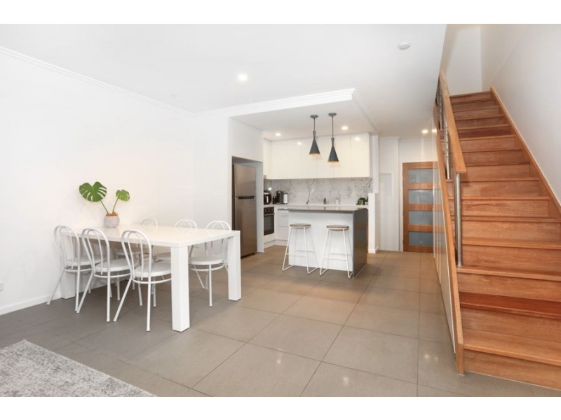 25 The Crestway, Robina QLD 4226