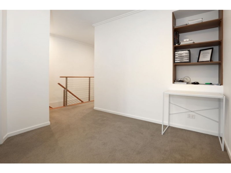 25 The Crestway, Robina QLD 4226