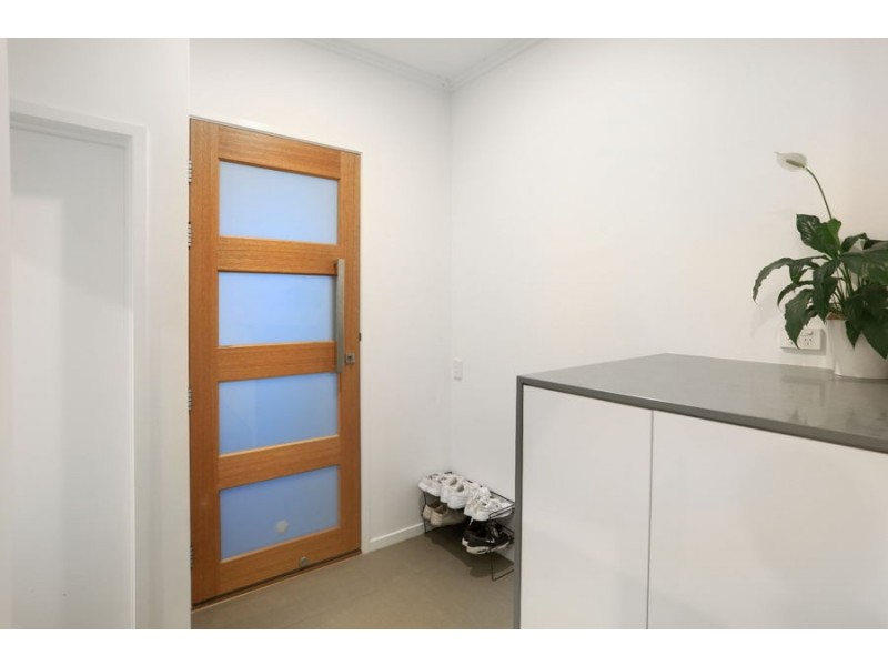 25 The Crestway, Robina QLD 4226