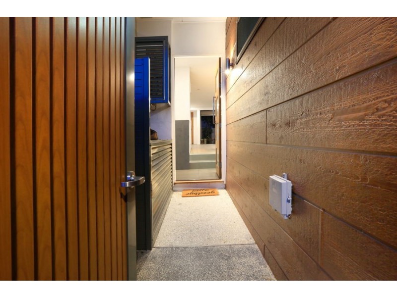 25 The Crestway, Robina QLD 4226