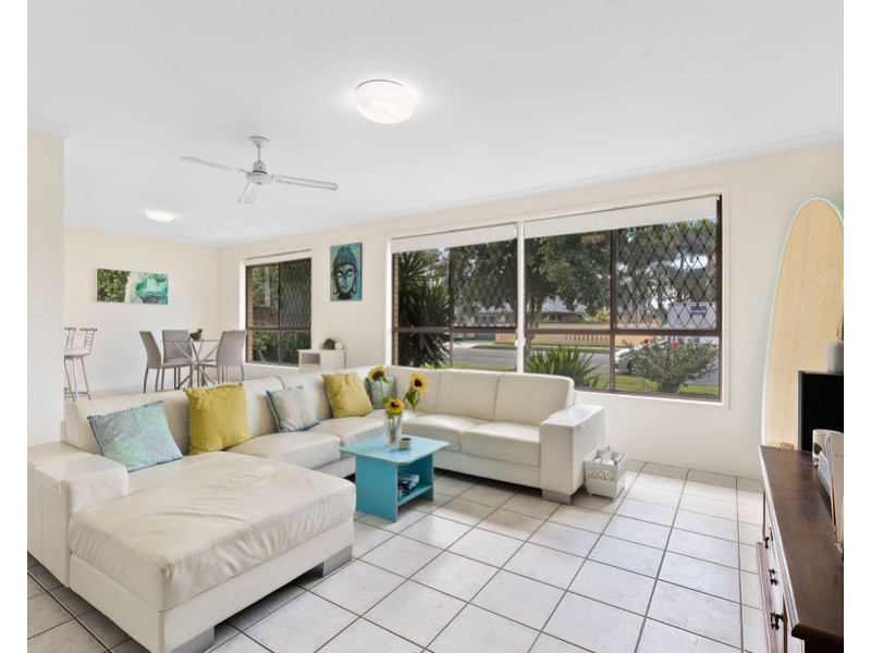 217 Mallawa Drive, Palm Beach QLD 4221