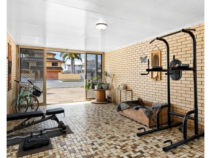 217 Mallawa Drive, Palm Beach QLD 4221