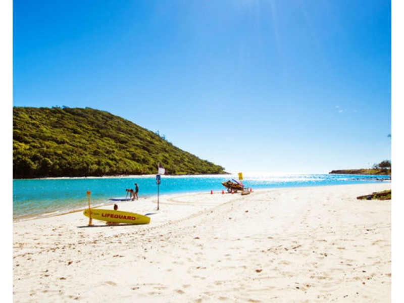 217 Mallawa Drive, Palm Beach QLD 4221