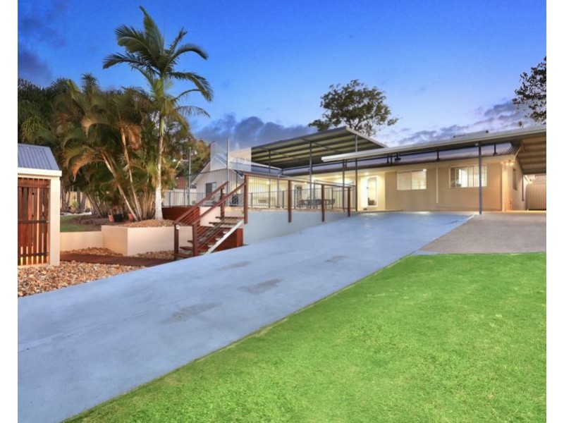 4 Abang Ave, Tanah Merah QLD 4128