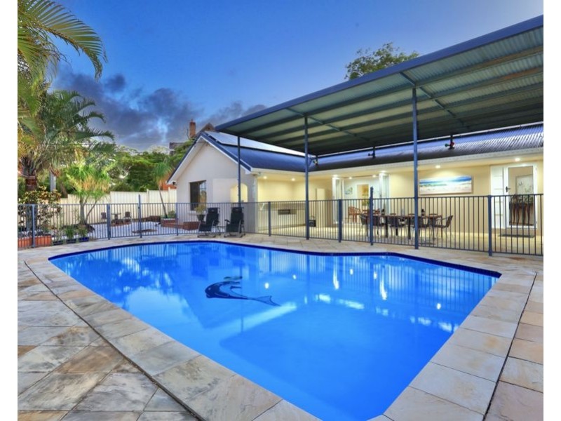 4 Abang Ave, Tanah Merah QLD 4128