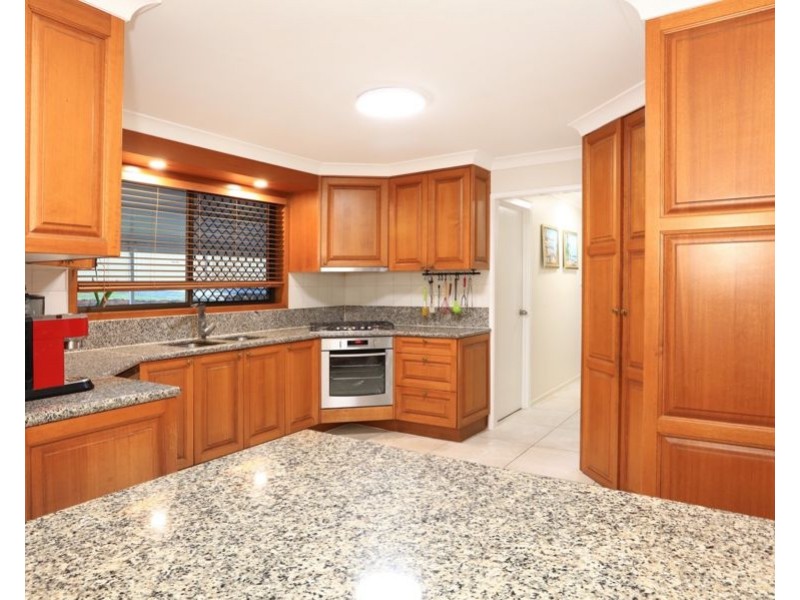 4 Abang Ave, Tanah Merah QLD 4128