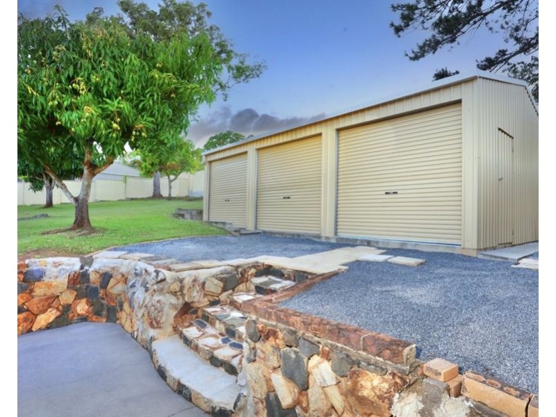 4 Abang Ave, Tanah Merah QLD 4128