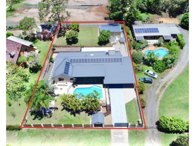 4 Abang Ave, Tanah Merah QLD 4128