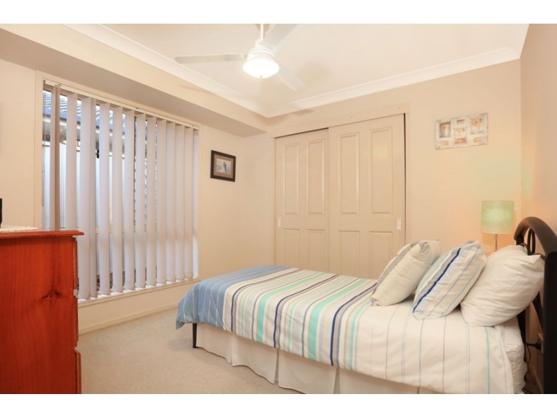 28 Oak Hill Crescent, Parkwood QLD 4214