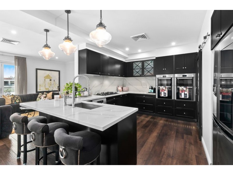 5 Wallaby Place, Sorrento QLD 4217