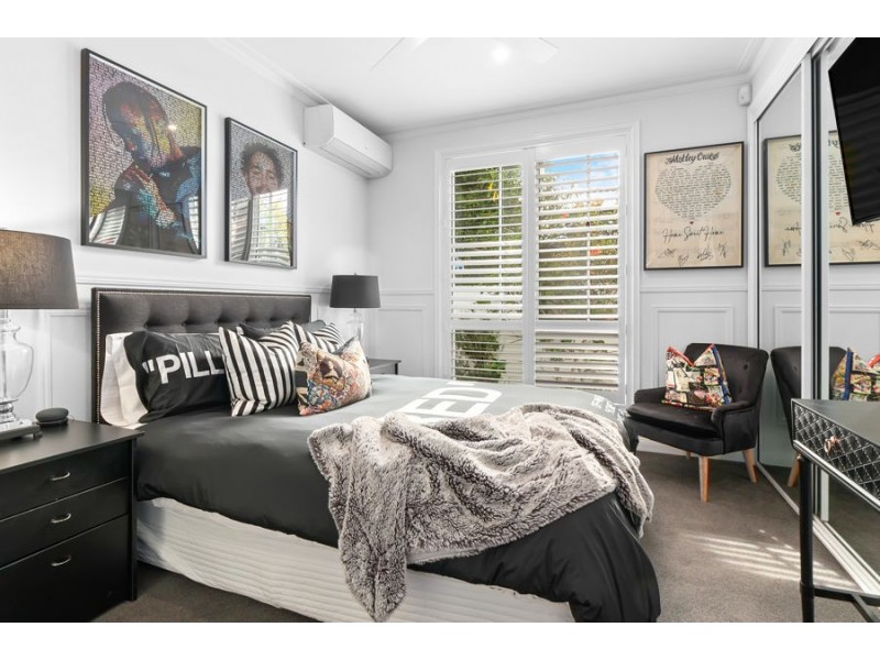 5 Wallaby Place, Sorrento QLD 4217