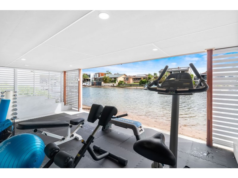 5 Wallaby Place, Sorrento QLD 4217