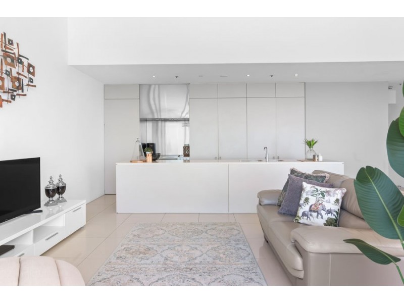 2803/159 Old Burleigh Road, Broadbeach QLD 4218