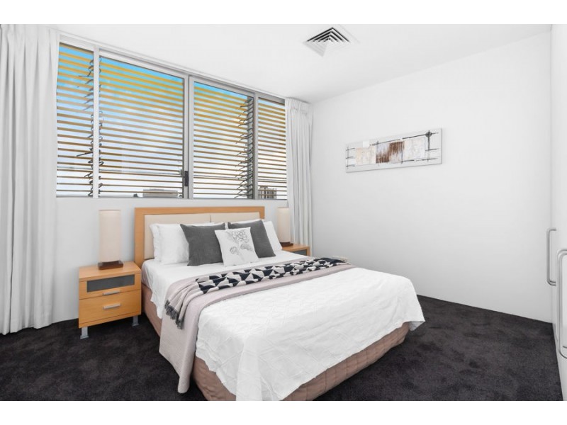 2803/159 Old Burleigh Road, Broadbeach QLD 4218