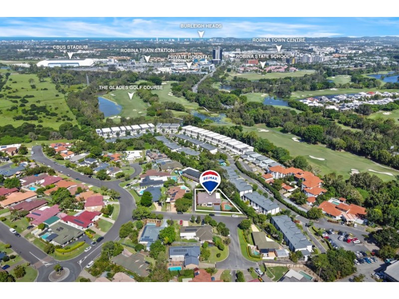 8 Stillwater Crescent, Robina QLD 4226