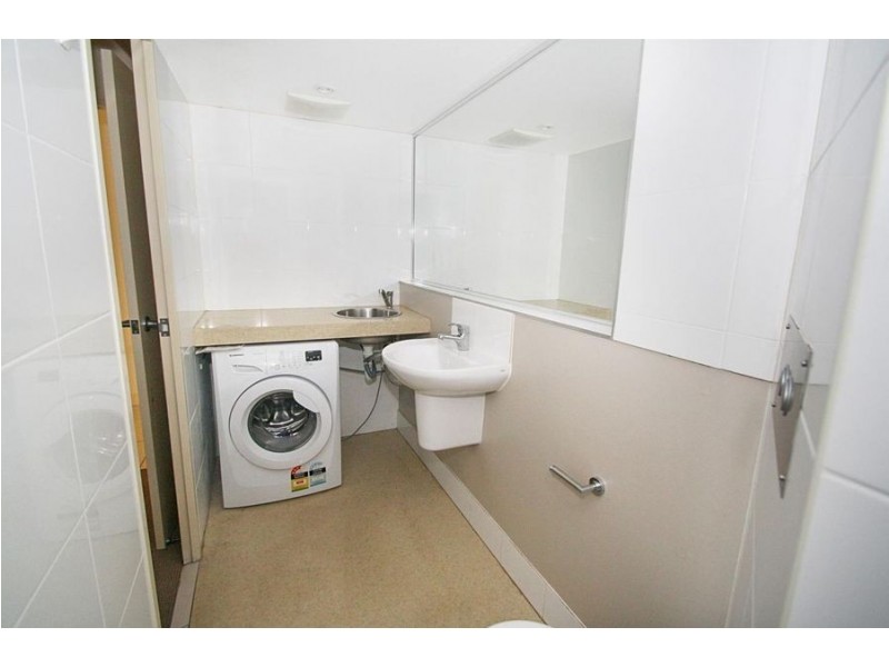 20/148 High Street, Southport QLD 4215