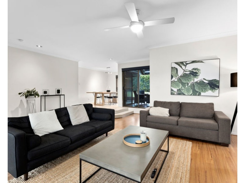 4 Cremorne Court, Robina QLD 4226