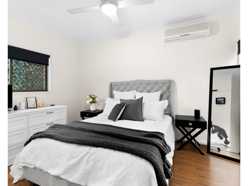 4 Cremorne Court, Robina QLD 4226