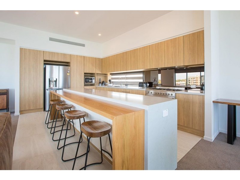 2/502 Marine Parade, Biggera Waters QLD 4216