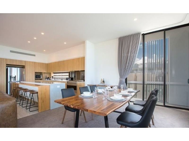 2/502 Marine Parade, Biggera Waters QLD 4216