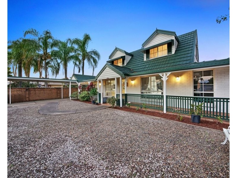 3 Darnay Road, Broadbeach Waters QLD 4218