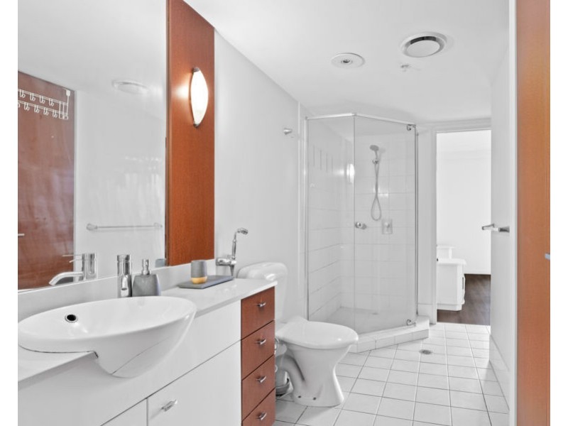 1078/23 Ferny Avenue, Surfers Paradise QLD 4217